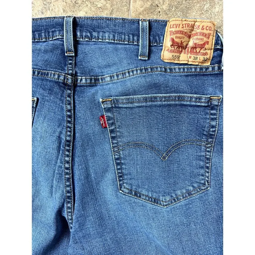 Levis pre owned